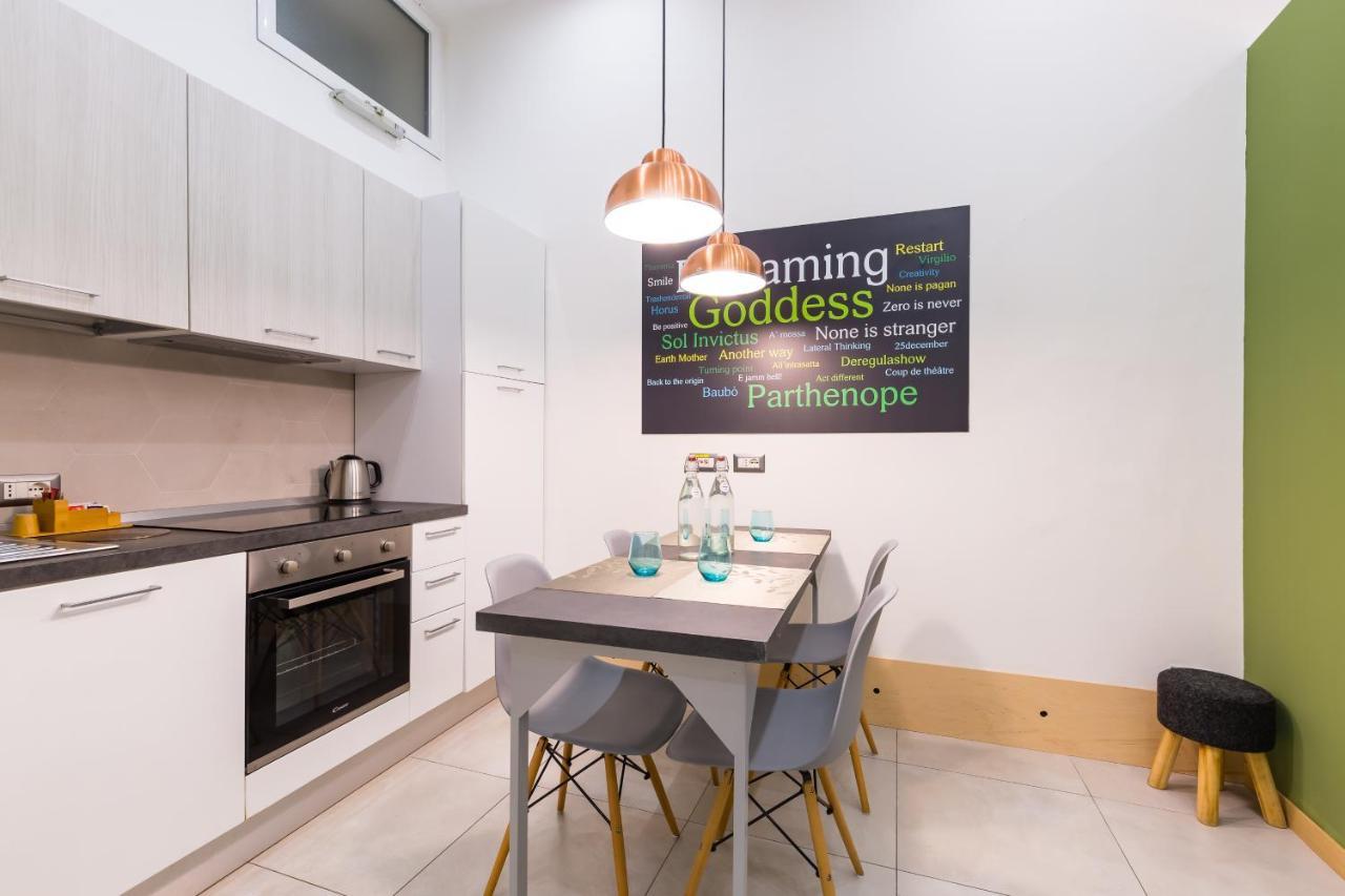 Baubo Sulla Via Dei Presepi By Napoliapartments Εξωτερικό φωτογραφία